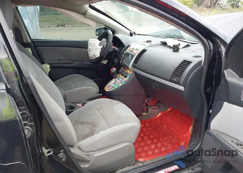 2011 Nissan Sentra 2.0Sr из США, поврежденный, VIN 3N1AB6AP4BL674223